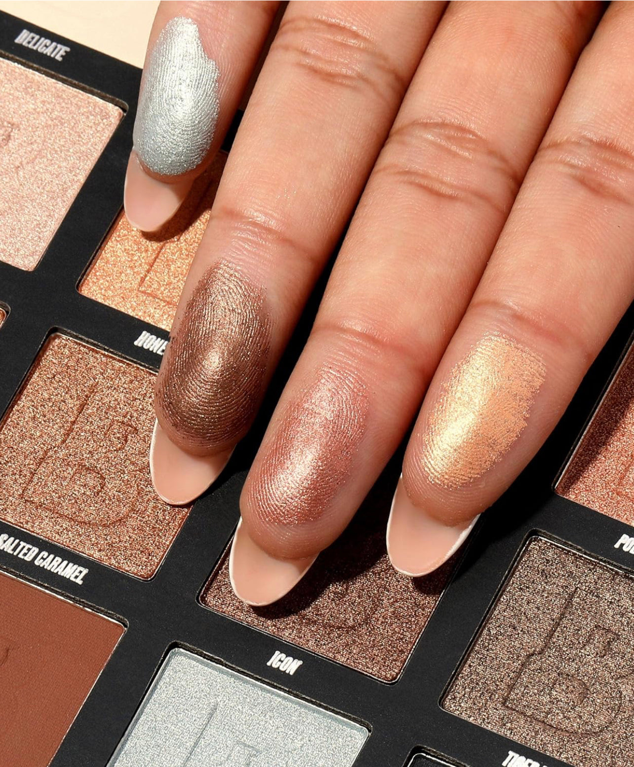 BEAUTY BAY Nude 16 Colour Palette