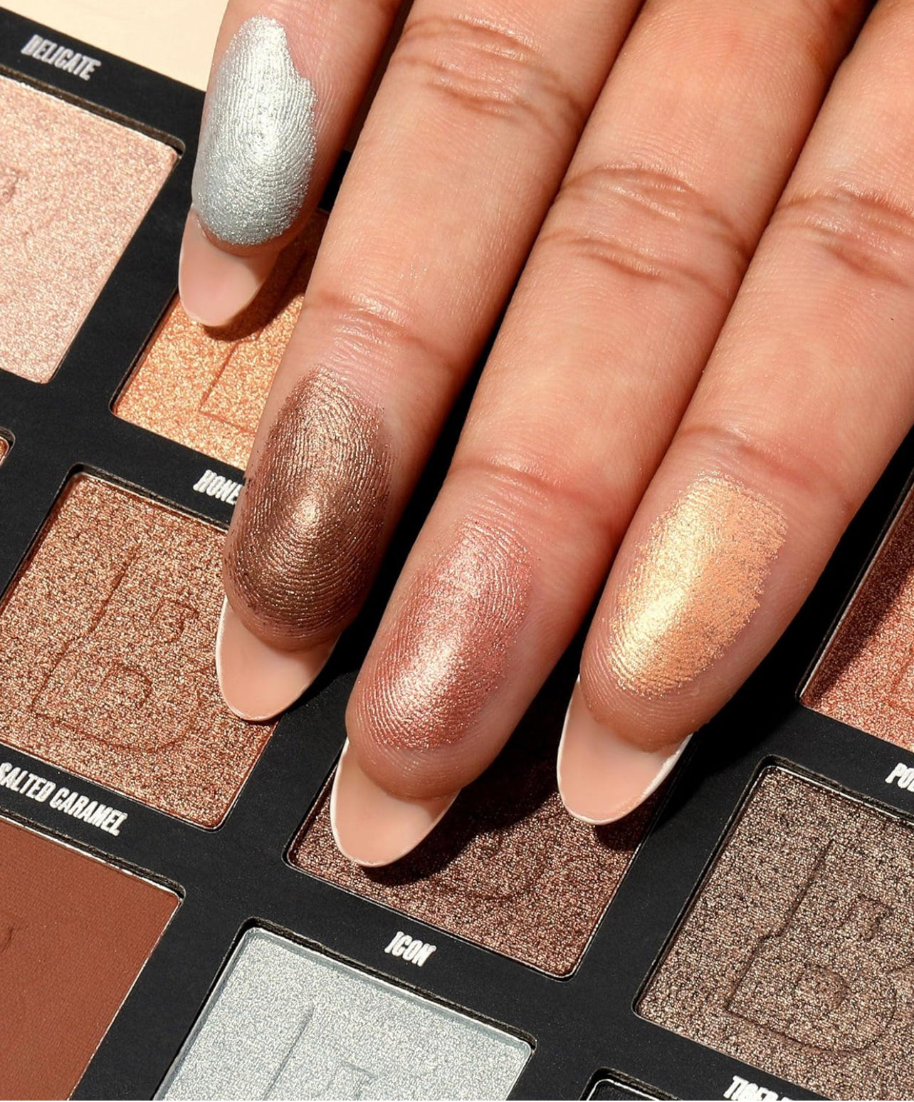 BEAUTY BAY Nude 16 Colour Palette