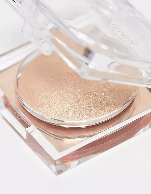 Makeup Revolution Beam Bright Highlighter 2.45g - Bronze Baddie