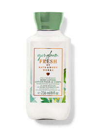 Bath & Body Works Gingham Fresh
Daily Nourishing Body Lotion