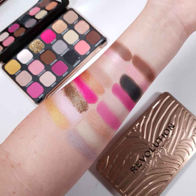 Makeup Revolution Forever Flawless Shadow Palette - Bare Pink