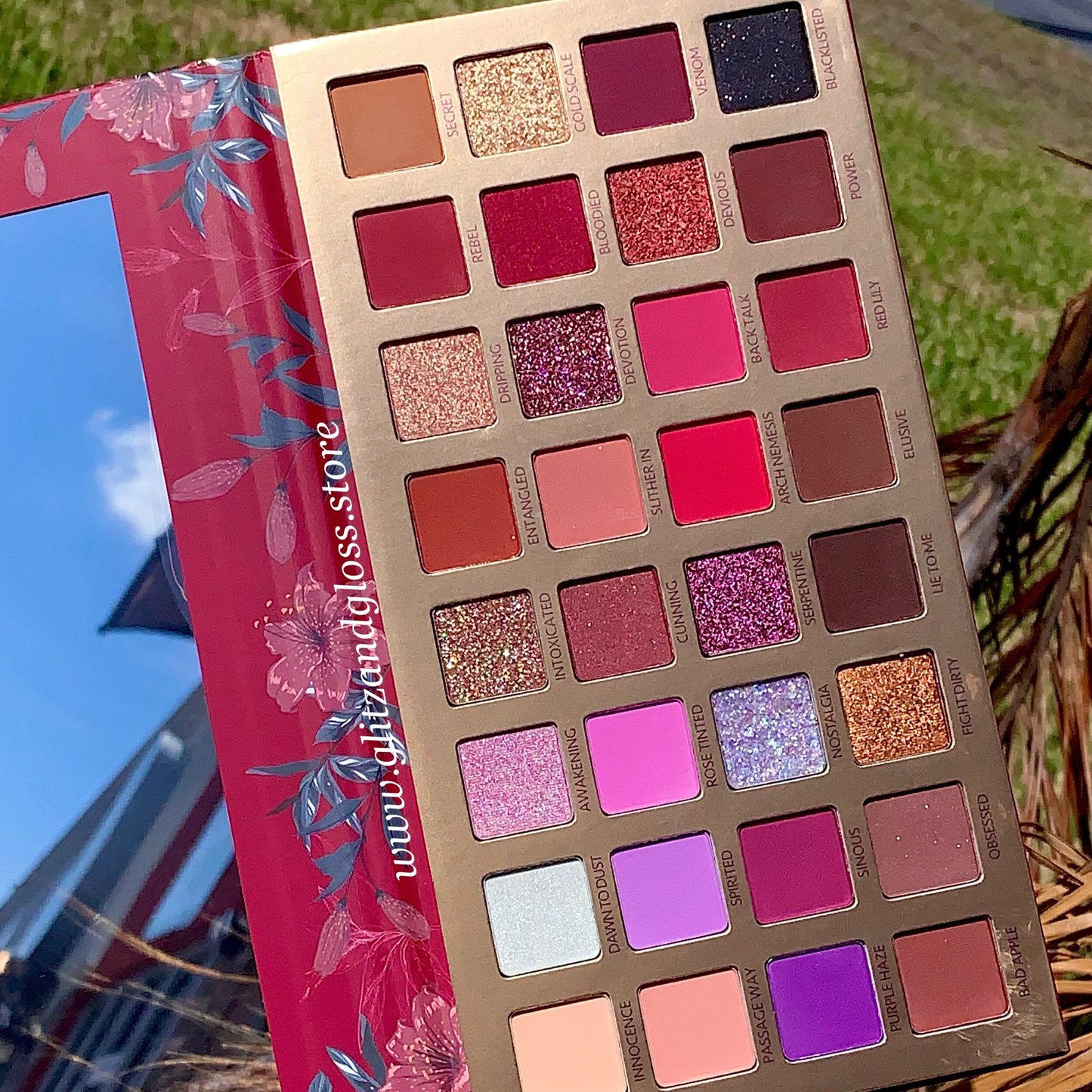 AMORUS BAD BLOOD - PRESSED PIGMENT PALETTE