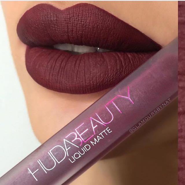 Huda Beauty OG Liquid Matte Lipstick - Famous