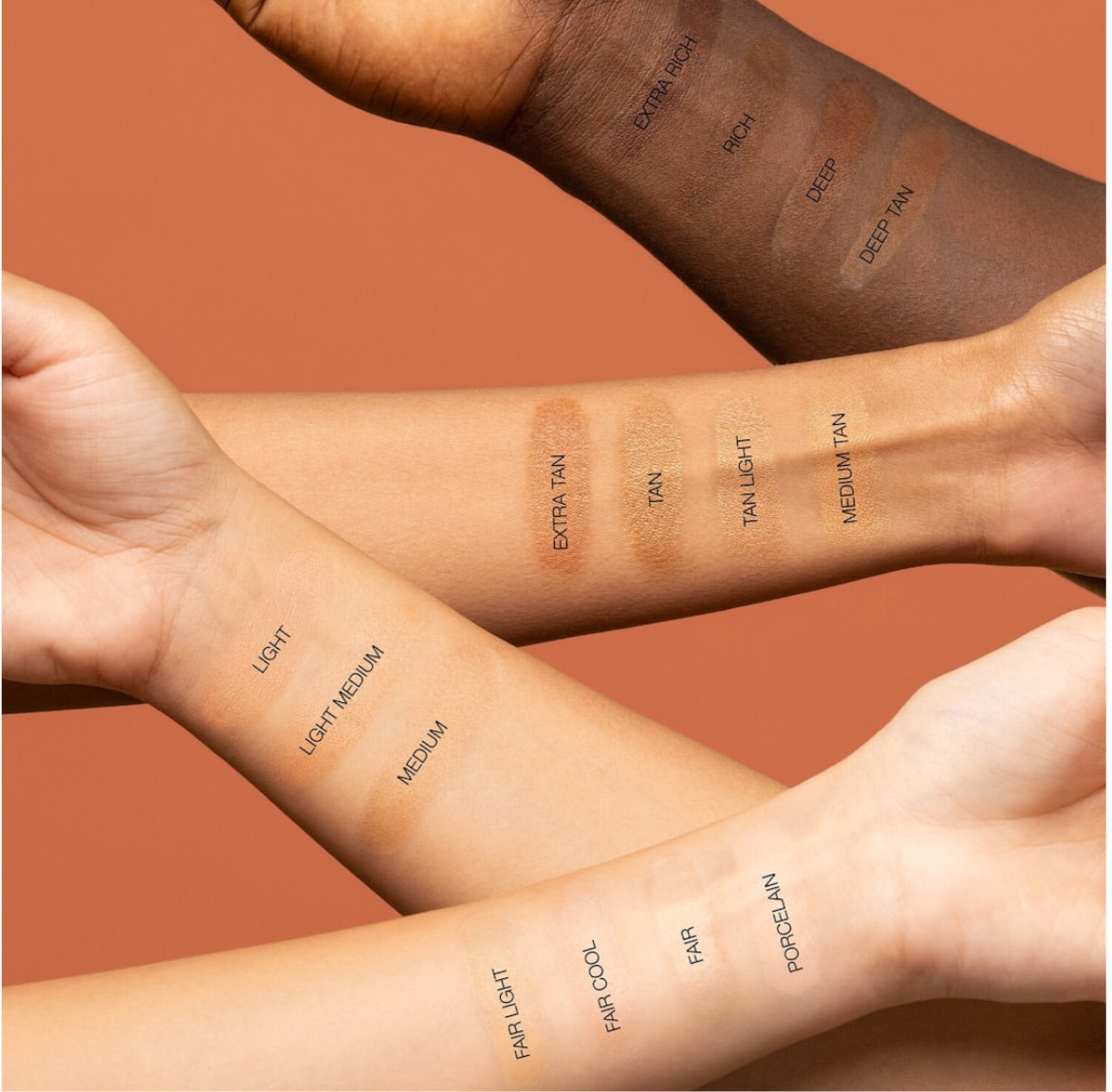Huda Beauty GloWish Luminous Pressed Powder