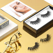 Huda Beauty Lottie Classic False Lashes